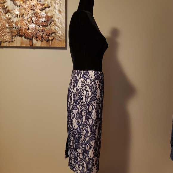 Bebe midi skirt Size 2 - Picture 4 of 13